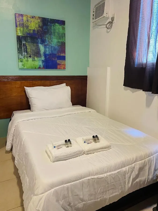 イン The Colonial Residences Angeles City