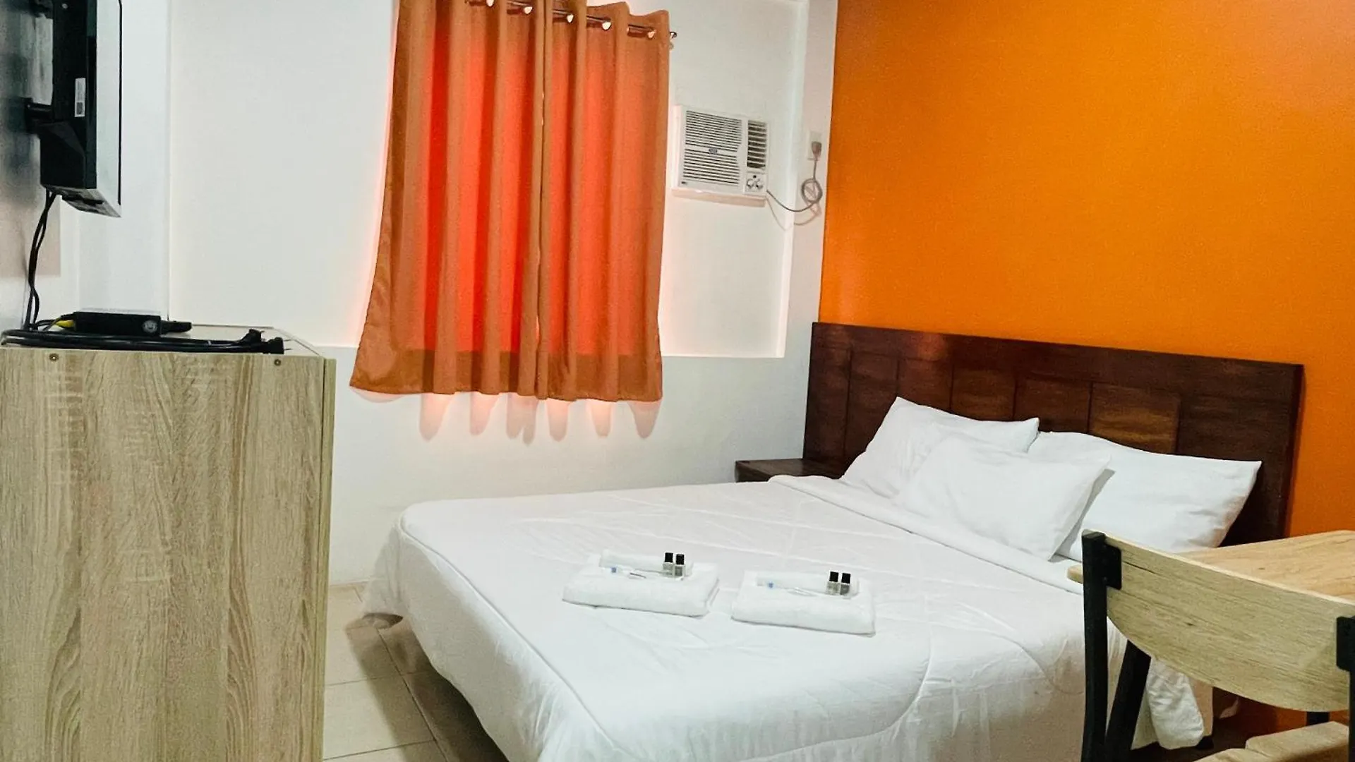 The Colonial Residences Angeles City イン