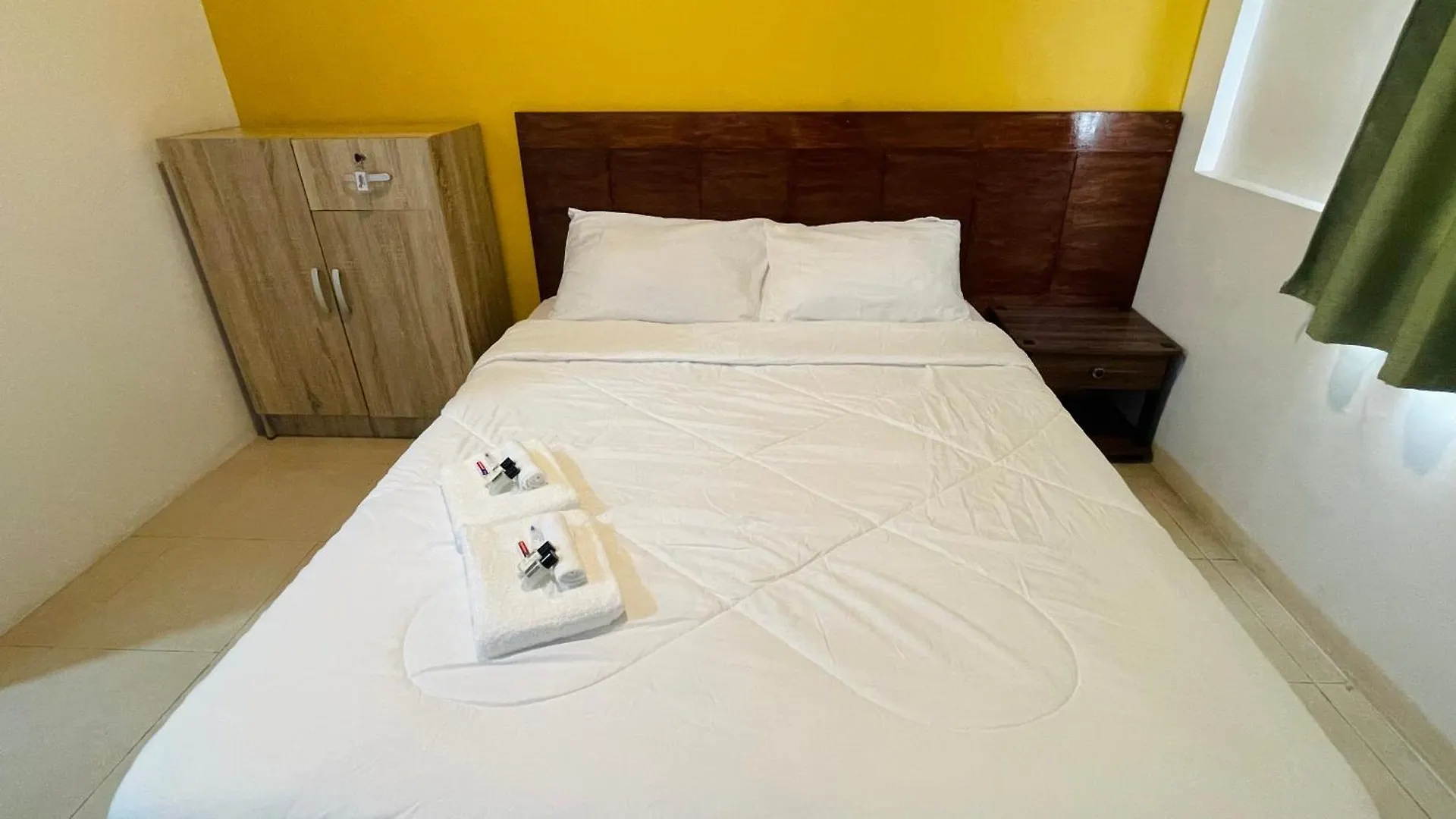 The Colonial Residences Angeles City 5*,  フィリピン