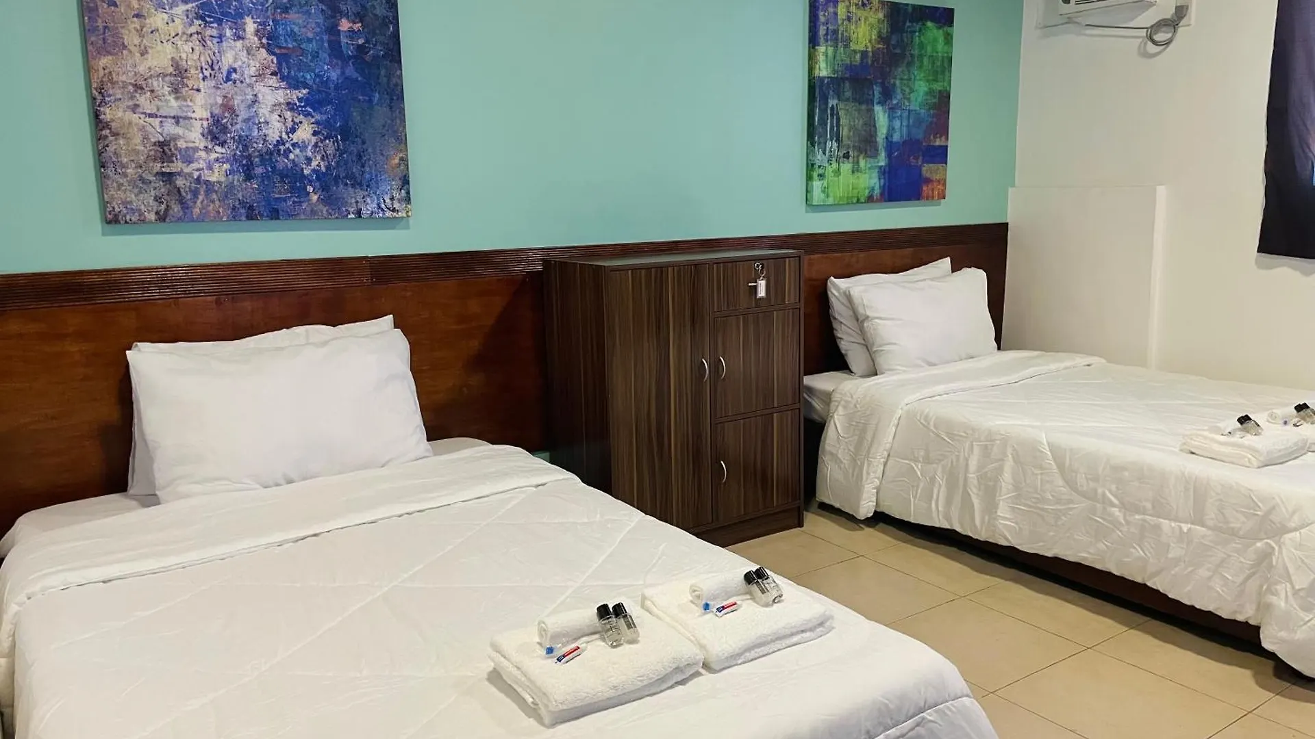 イン The Colonial Residences Angeles City